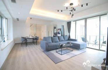 Jing An Four Seasons, renovated 3 bedrooms, floor heatings, West Nanjing Rd CBD